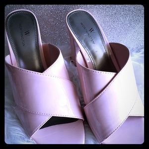 Pink Patton leather mules